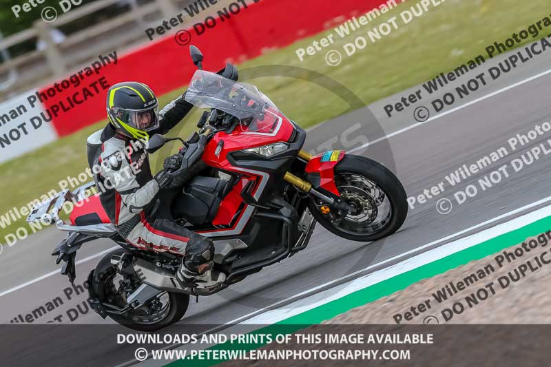 PJ Motorsport Photography;donington no limits trackday;donington park photographs;donington trackday photographs;no limits trackdays;peter wileman photography;trackday digital images;trackday photos